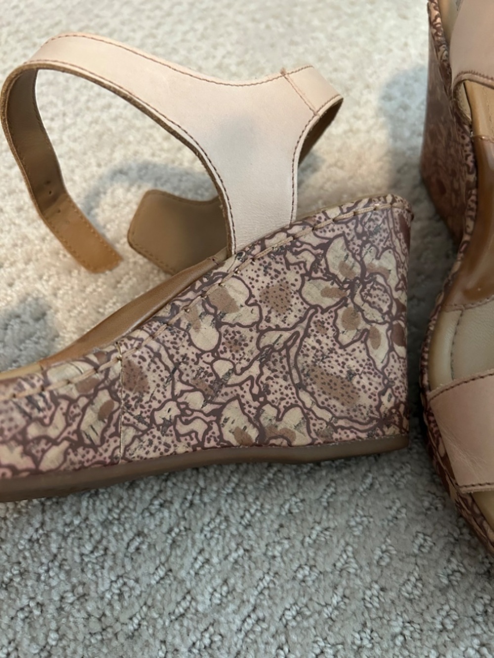 Women’s wedge sandals - Picture 3 of 5